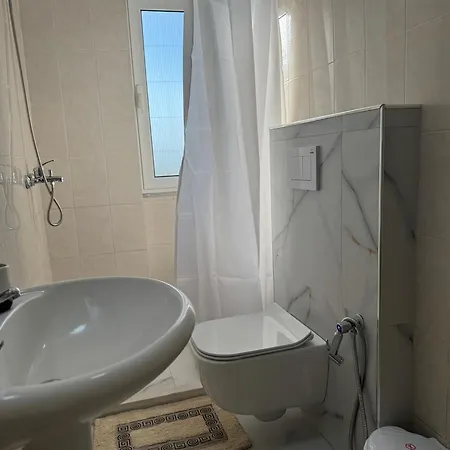 Aleksi House Apartment Durres